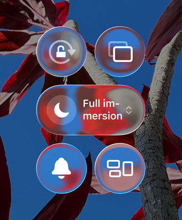 Schermata Home colorata di un iPhone con app e widget trasparenti grazie al display Liquid Glass